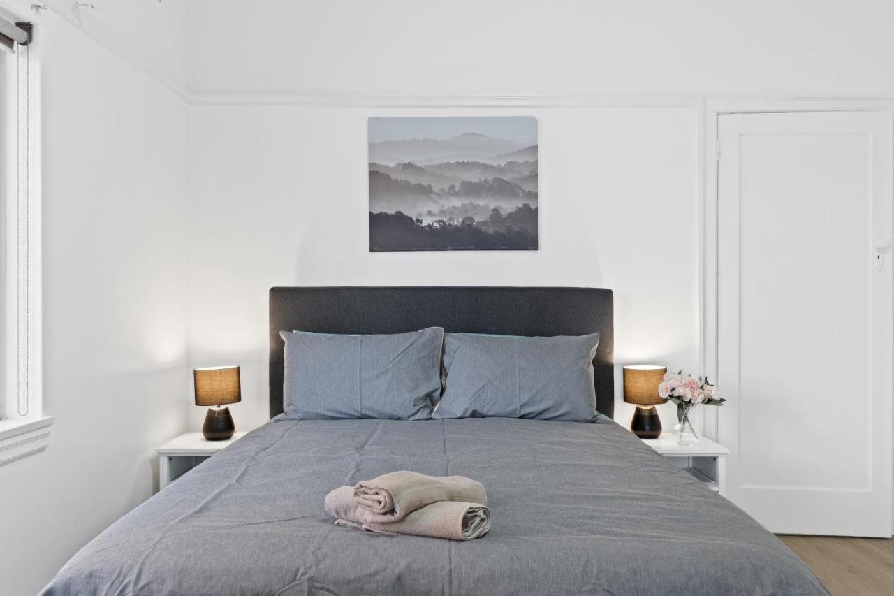 Burwood New 2 Bedroom 2 Bath Apt Free Parking Sydney Exterior foto
